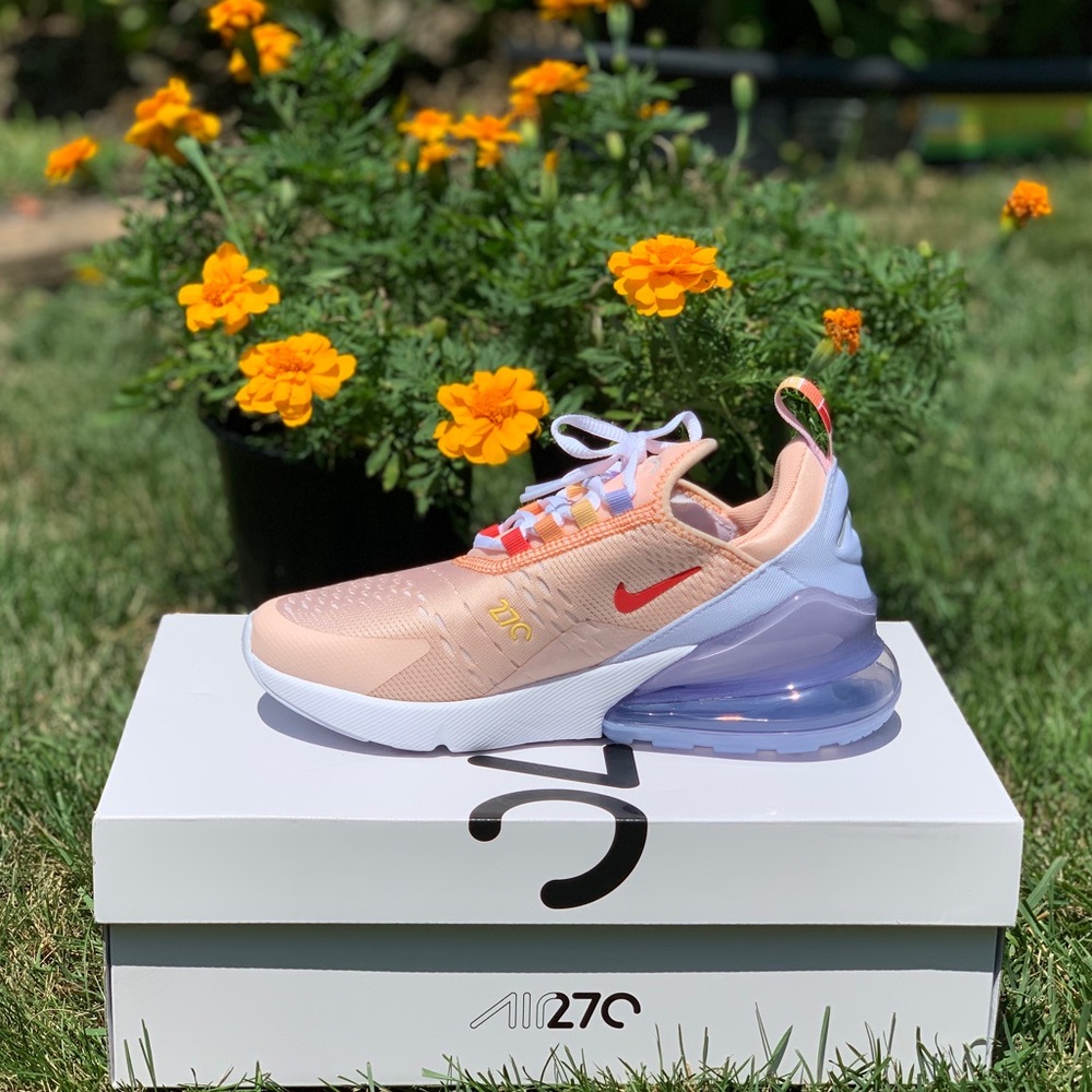 ❗️SOLD❗️New Nike Air Max 270 premium coral sneaker - Picture 2 of 5